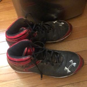 Under armour mens shoes size 6.5